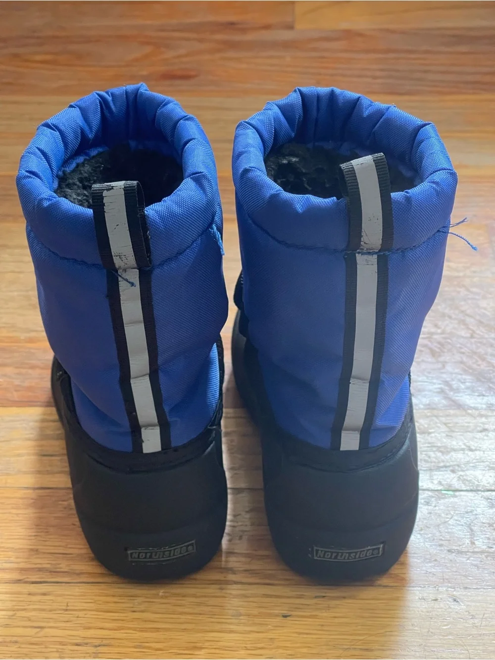 3M Thinsulate Kids Blue and Black Snow Boots